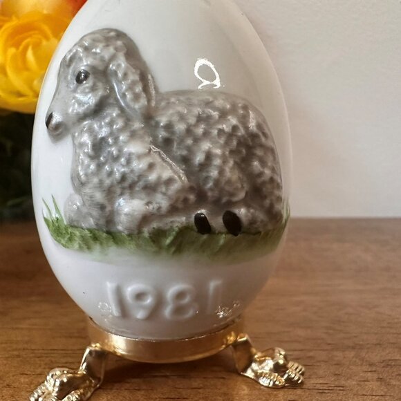 Vintage‎ Goebel Easter Egg Figurines Chick 1978 and Lamb 1981 West Germany Pair - Picture 6 of 8